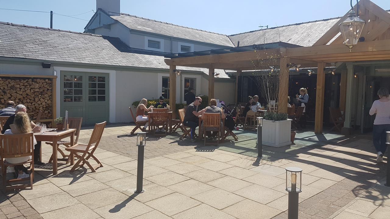 The Bluebird Inn At Samlesbury Preston  Esterno foto